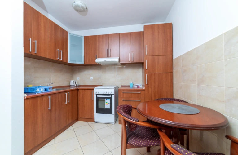https://hotelmb.co.me/wp-content/uploads/2026/04/Apartmani-jovan-10.webp