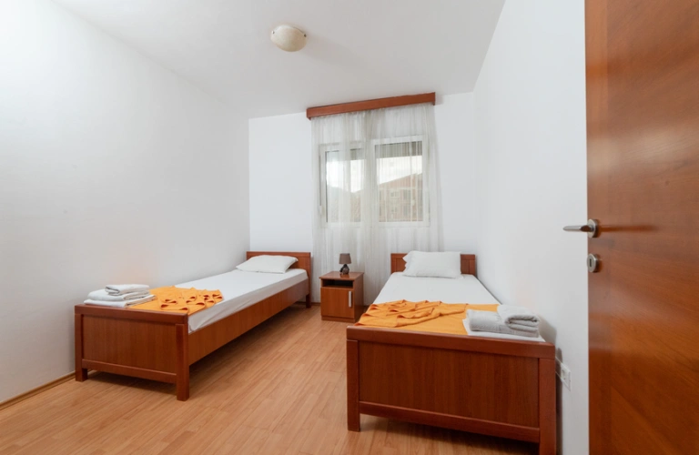 https://hotelmb.co.me/wp-content/uploads/2026/04/Apartmani-jovan-3.webp